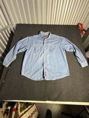 Marlboro Country Store Vintage Long Sleeve Denim Button Down Shirt